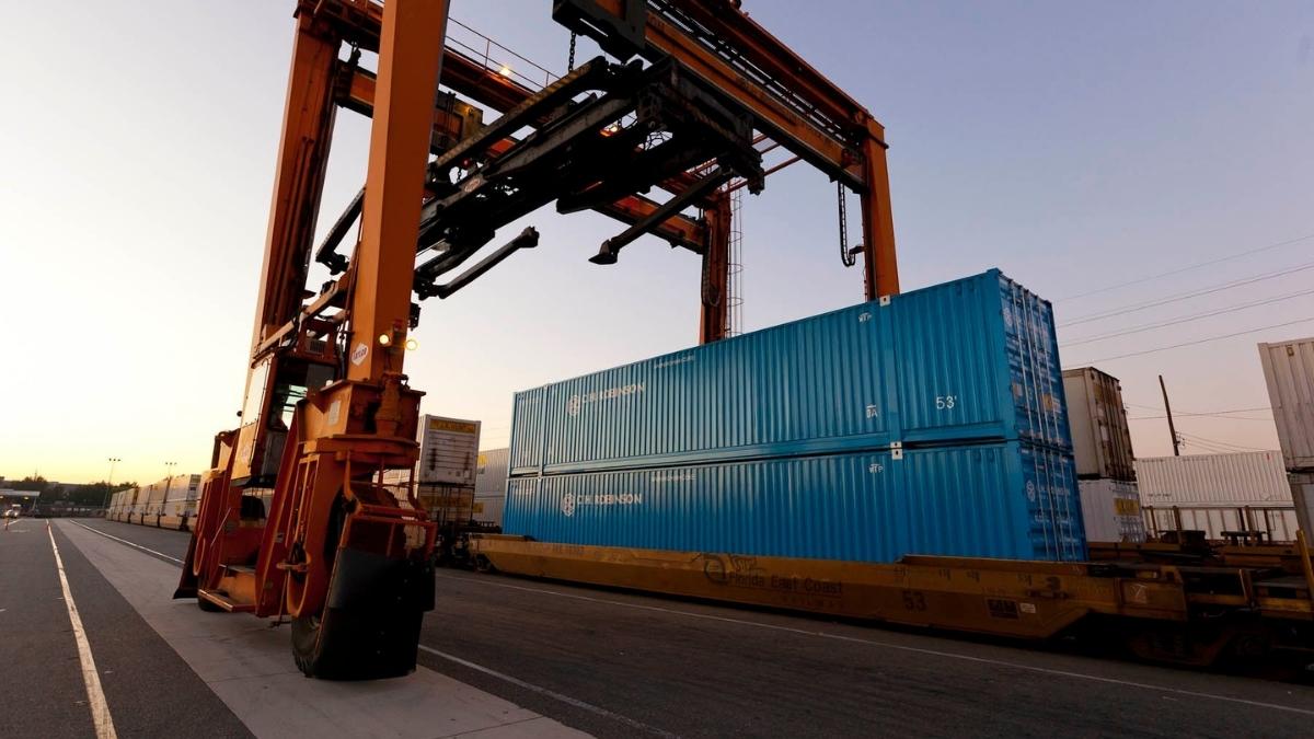 Intermodal transportation container | for Small-Medium business owners (SMB Shipping Strategy) 
