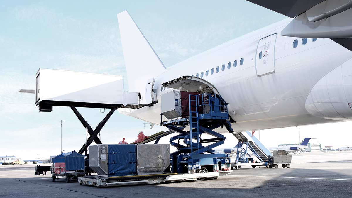 Envío aéreo con refrigeración controlada